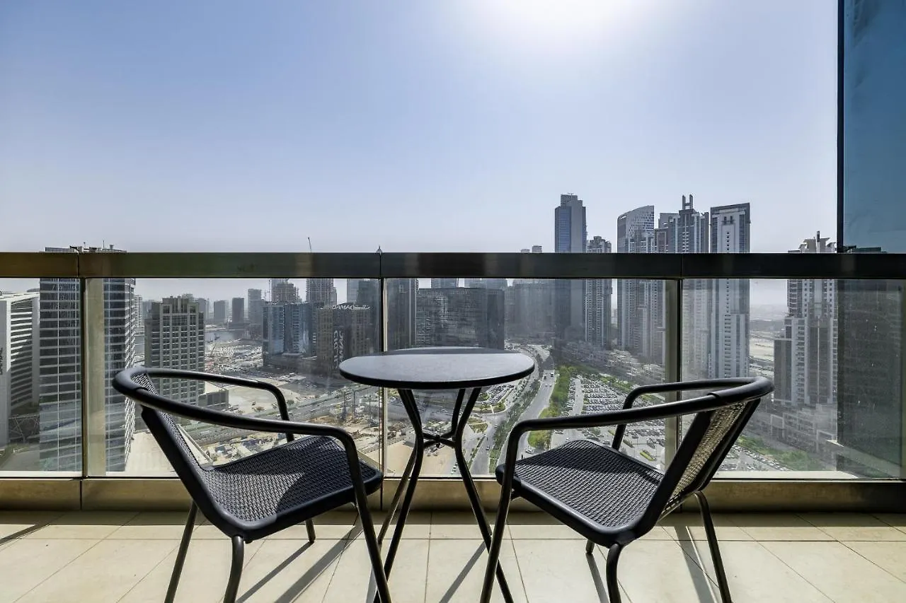 Spacious Studio In Downtown I 8 Boulevard Walk Dubai Lägenhet